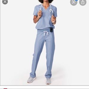 FIGS women light heather denim scrubs XS